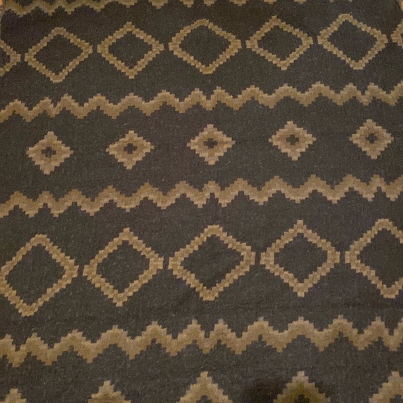 Wilfred Diamond Mosiac Scarf wrap blanket - Picture 8 of 14